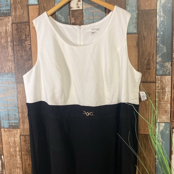 Salon studio 24W black and white sleeveless dress - Picture 2 of 15